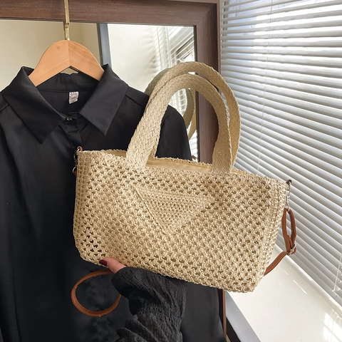 Woven Straw Tote Bag Large Capacity Hollow Out Handbag With Brown PU Strap Summer Beach Vacation For Women