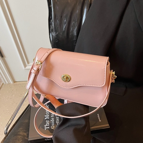 Retro Crossbody Bag Glossy PU Leather Metallic Turn Lock Flap Shoulder Handbag For Women Simple Commuting Square Shape