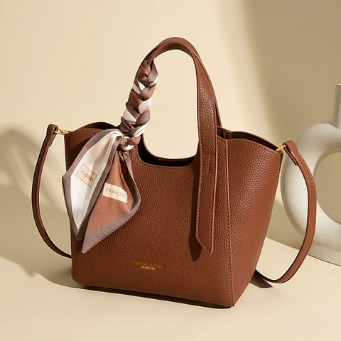 Borsa Da Donna In Pelle PU Grana Litchi Con Decorazione A Sciarpa Di Raso Borsa A Tracolla Versatile Casual