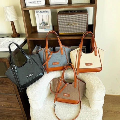 Damen Tote Bag Große Kapazität PU Leder Stoff Spleißen Minimalistische Koreanische Schultertasche Verstellbarer Gurt