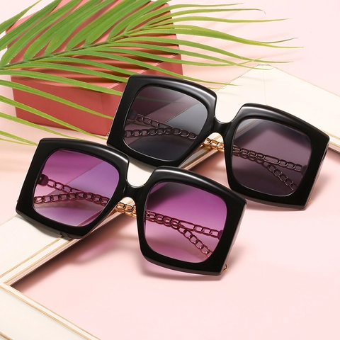 Übergroße Quadratische Sonnenbrille Für Damen Modische Metallkettentempel PC Rahmen UV400 Schutz Retro Mode Brillen