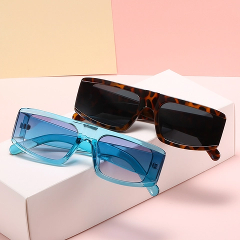 Vintage Rectangular Sunglasses Flat Top Square Frame UV400 Protection Trendy Retro Fashion Streetwear For Women Men