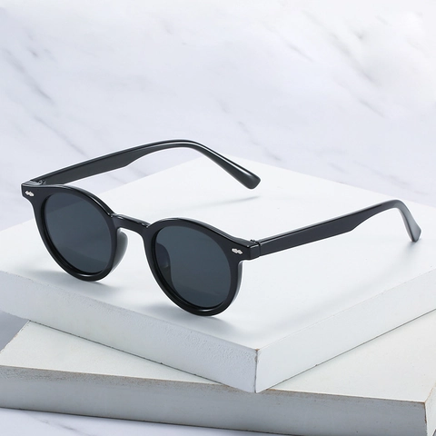Lunettes De Soleil Rondes Rétro Protection UV400 Monture PC Rivets Métalliques Mode Unisexe