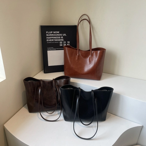 Borsa Tote Grande Pelle PU Semplice Retrò Pendolare Borsa A Tracolla Per Donna Colore Solido Casual Versatile