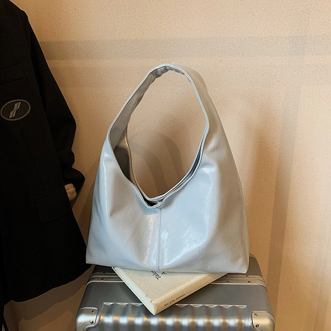 Minimalist Hobo Shoulder Bag Glossy PU Leather Large Capacity Pleated Texture Urban Commute Handbag For Women
