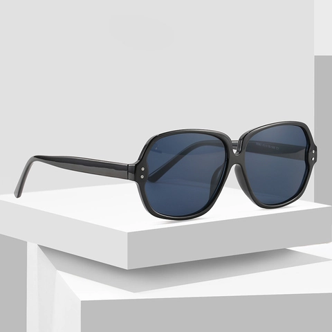 Lunettes De Soleil Carrées Surdimensionnées Pour Femmes Et Hommes Vintage Monture PC Verre PC Protection UV400 Décor De Rivets Mode