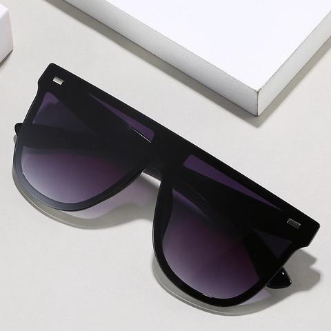 Damen Oversize Flat Top Sonnenbrille Mode Einteilige Verlaufslinsen UV400 Schutz Quadratische Niete Shield Brille