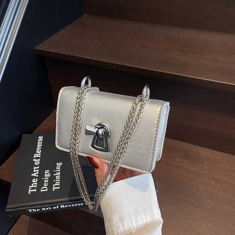 Simple PU Leather Crossbody Bag With Metal Chain And Lock Buckle Small Square Shoulder Bag For Women