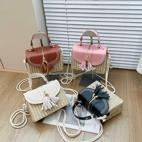 Damen Stroh Gewebte Tasche Mit PU Leder Spleißen Quaste Dekor Baumwollseil Schulterriemen Bohemian Urlaub Handtasche