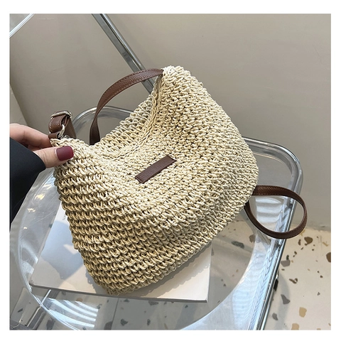 Frauen Stroh Gewebte Umhängetasche Mit PU Lederriemen Halbmond Strand Urlaub Lässig Leichte Sommer Mode Handtasche
