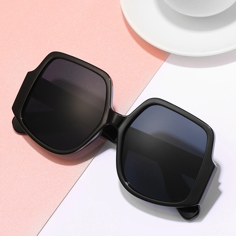 Lunettes De Soleil Carrées Irrégulières Mode Pour Femmes Hommes UV400 Grand Cadre Polycarbonate Streetwear Rétro