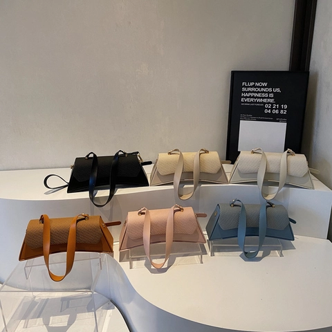 Woven Stitching PU Leather Shoulder Bag For Women Minimalist Curved Bottom Underarm Baguette Bag With Gold Lock Hardware