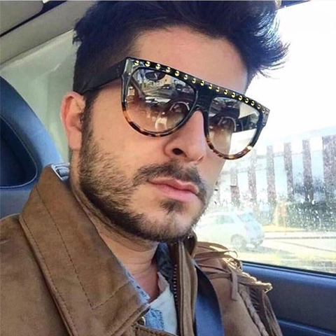 Oversized Square Sunglasses With Rivet Decor Plastic Frame UV400 Protection Fashion Hip Hop Flat Top For Women Men