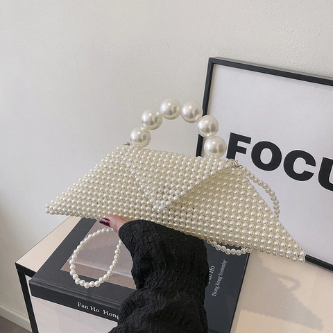 Elegante Borsa A Mano In Künstliche Perle Intrecciata A Mano Forma Triangolare Festa Matrimonio Borsa A Tracolla Chiusura Magnetica Bianco