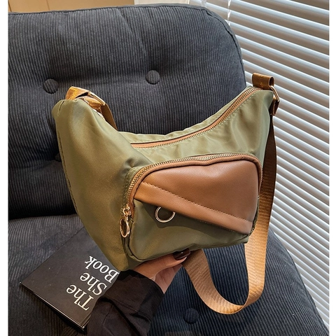 Bolso De Hombro Hobo Mujer Nylon PU Patchwork Bloque De Color Gran Capacidad Casual Viaje Forma De Media Luna