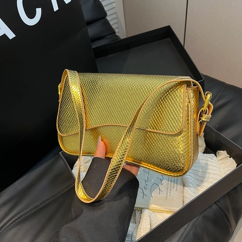 Women Shoulder Underarm Bag Snake Embossed PU Leather Asymmetrical Flap Vintage Animal Print Gold Hardware Fashionable