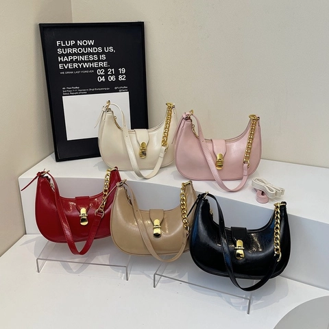 Women PU Leather Crescent Hobo Bag Minimalist Underarm Shoulder Bag With Gold Chain Korean Style Solid Color Fashion