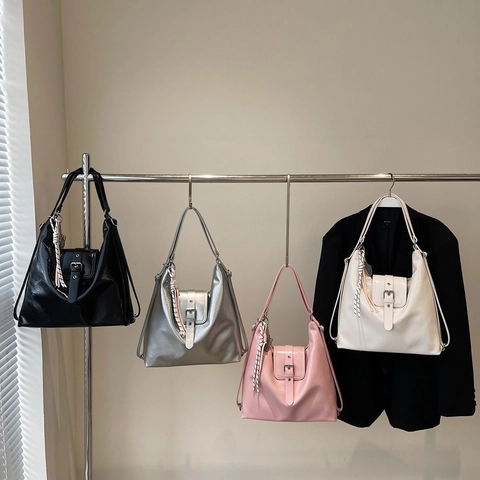 Sac Hobo Élégant En Cuir PU Femmes Rétro Sac Sous L'aisselle Sac Bandoulière Avec Boucle De Ceinture Gland Tissé