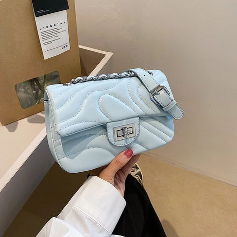 Women Quilted Shoulder Bag PU Leather Wave Pattern Chain Strap Metal Turn Lock Fashion Elegant Crossbody Square Purse