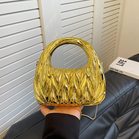 Metallische Acryl Falten Abendtasche Gestepptes Design Sichelform Party Clutch Mit Kette