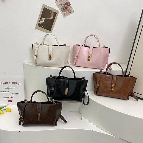 Vintage Women Tote Bag PU Leather Large Capacity Shoulder Crossbody Handbag With Gold Metal Lock Decorative Elegant
