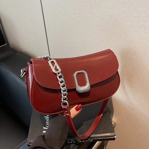Women PU Leather Underarm Bag Retro Minimalist Metal Chain Silver Square Buckle Solid Color Baguette Shoulder Bag Daily