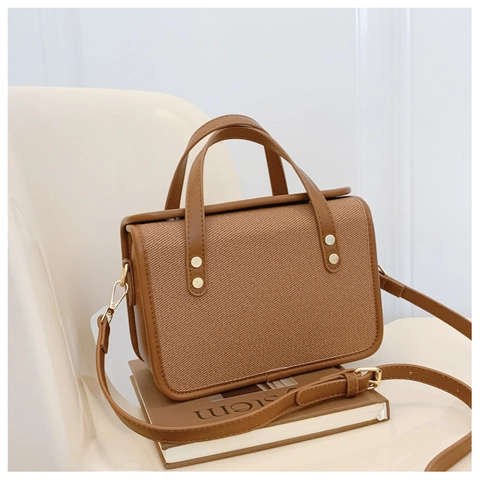 Bolso De Mano Cuadrado Retro Para Mujer Cuero PU Tela Costuras Color Contrastado Bolso De Hombro Con Remaches Asa