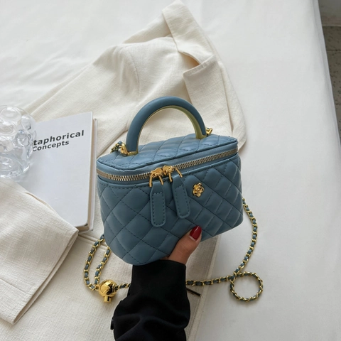Borsa a Tracolla Mini Trapuntata a Rombi da Donna in Pelle PU Vanity Case Con Decorazione a Fiori Dorati e Tracolla a Catena con Sfera d'Oro Regolabile