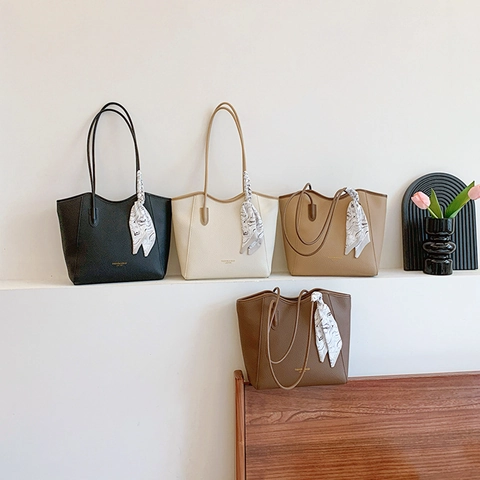 Borsa Tote Grande Pelle PU Motivo Lychee Con Sciarpa Decorativa Elegante Borsa A Spalla Da Donna Pendolare