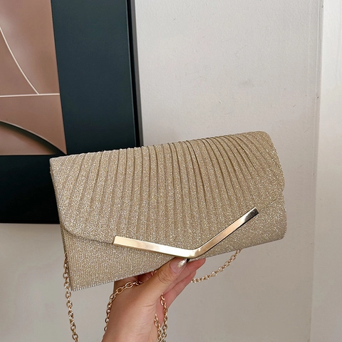 Women Glitter Envelope Clutch Bag With V-Shape Metal Trim Pleated Evening Purse For Wedding Party With Chain Strap