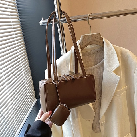 Borsa Sottobraccio Da Donna In Pelle PU Lucida Borsa A Tracolla Minimalista Con Spalline E Mini Pochette