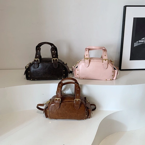 Borsa Boston In Pelle PU Vintage Borchie Grande Capacità Borsa A Mano Borsa A Tracolla Retro Chic Donna