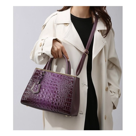 Crocodile Embossed PU Leather Handbag Gold Hardware Top Handle Crossbody Tote Bag For Women Commuter Elegant