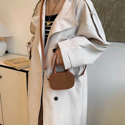 Dames Mini Handtas PU Leer Suede Patchwork Crossbody Tas Met Afneembare Riem Pom Pom Decor Chique Schoudertas