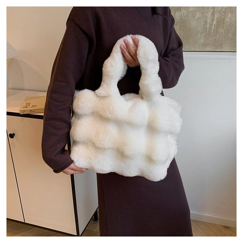 Women Faux Fur Tote Bag Soft Plush Handbag Large Capacity Quilted Checkered Winter Casual Shoulder Bag