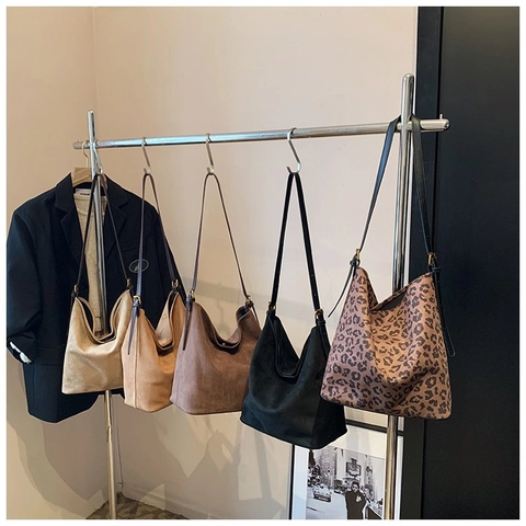 Hobo Shoulder Bag With Pouch Women Large Capacity Frosted PU Matte Leather Underarm Tote Adjustable Strap Vintage Bag