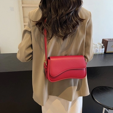 Women Shoulder Crossbody Bag PU Leather Litchi Grain Wave Flap Niche Design Gold Hardware Minimalist Solid Color