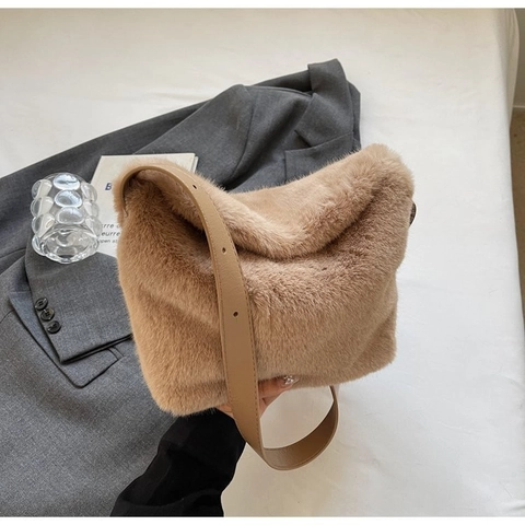 Bolso De Hombro De Piel Sintética Mujer Gran Capacidad Bandolera De Felpa Correa Ajustable Otoño Invierno Suave