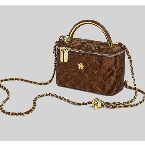Women Quilted Vanity Handbag Velvet Rhombus Pattern Small Square Box Bag With Metal Handle And Chain Strap