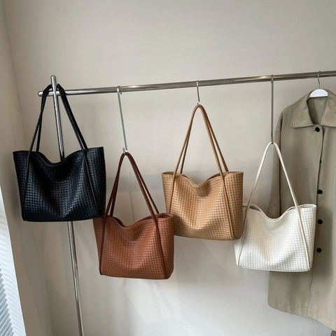 Gewebte Tragetasche Aus PU-Leder Große Kapazität Minimalistische Retro Schultertasche Für Damen Vintage Unterarmhandtasche Trendy