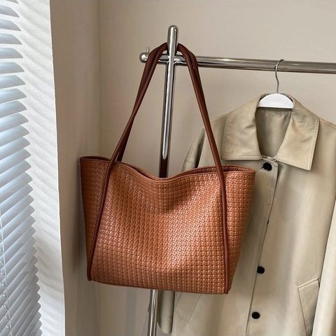 Gewebte Tragetasche Aus PU-Leder Große Kapazität Minimalistische Retro Schultertasche Für Damen Vintage Unterarmhandtasche Trendy