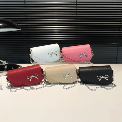 Women Pebbled PU Leather Crossbody Bag Mini Bow Knot Metal Decor Silver Bead Chain Strap Elegant Shoulder Purse