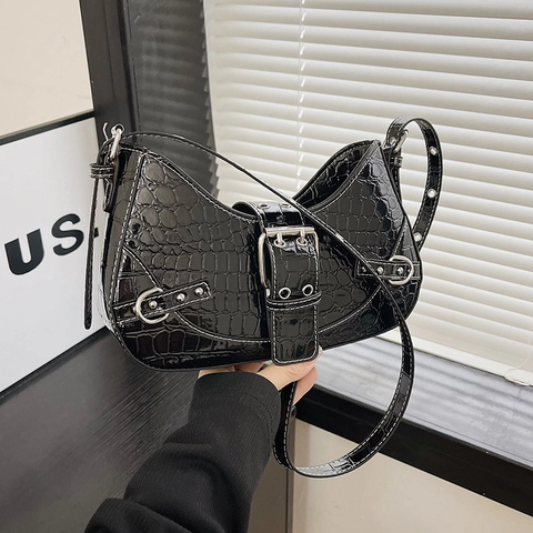 Crocodile Pattern PU Leather Shoulder Bag With Silver Buckle Rivets Vintage Underarm Hobo Crossbody Bag For Women
