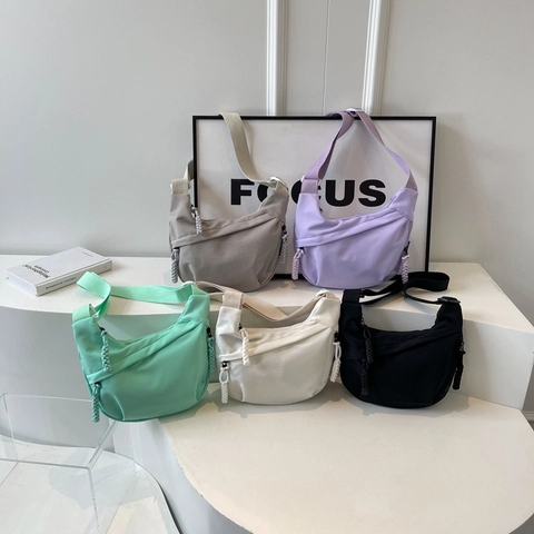 Nylon Half Moon Crossbody Bag Large Capacity Crescent Hobo Underarm Purse With Wide Adjustable Strap Braided Zipper Pull For Women