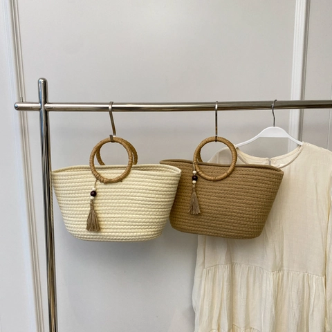 Damen Gewebte Stroh Handtasche Sommer Strand Urlaub Bohème Stil Mit Rundem Griff Und Quasten Anhänger Holzperlen Dekor