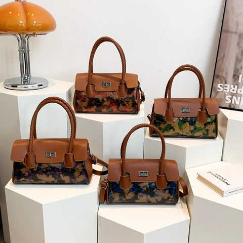 Borsa A Mano Vintage Da Donna In Pelle PU Stampa In Rilievo Manico Intrecciato Borsa A Tracolla Artistica Retrò Chiusura In Metallo