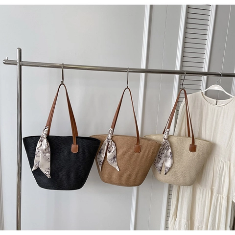 Große Kapazität Gewebte Stroh Tote Bag Mit PU Ledergriffen Und Dekorativem Satinnschal Sommer Strand Schulterhandtasche Für Frauen