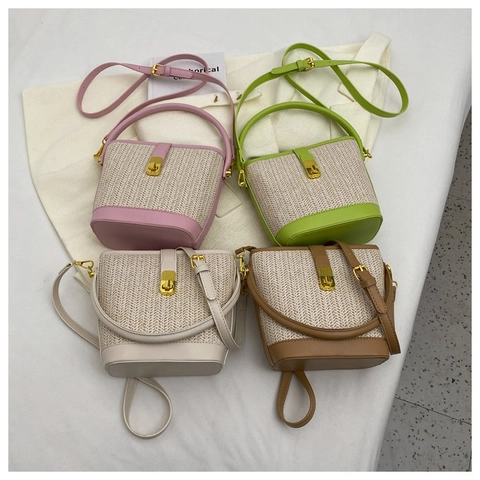 Straw Woven Bucket Bag PU Leather Patchwork Summer Vacation Handbag Gold Metal Lock Crossbody Shoulder Strap Women