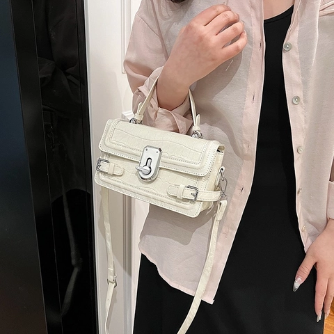 Women Crossbody Bag Crocodile Pattern PU Leather Square Handbag With Silver Metal Twist Lock And Top Handle Chic Modern