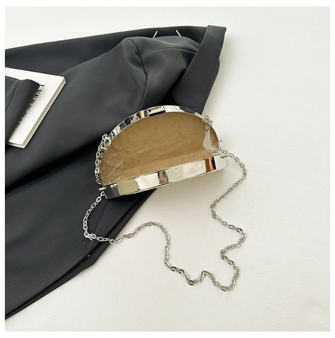 Halbmond Abendtasche Metall Gehämmerte Textur Kette Schulter Clutch Für Frauen Party Hochzeit Mode Glänzend